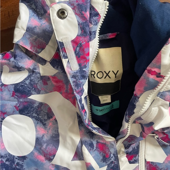 Snow Jacket - Picture 3 of 3